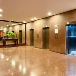 Obelisco 818