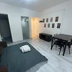 Hermoso Monoambiente Totalmente Equipado- M