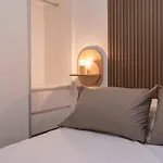Dahlia Deluxe Studio