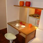 Moderno Studio En Recoleta En Uruguay Y Arenales