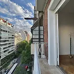 Av.Pueyrredon- Barrio Norte - 5 Personas