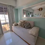 SELIZ SUITES LUMINOSO, CON COCHERA y DESAYUNO OPCIONAL EN CERCANÍA