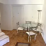 Sereno Apartamento En Recoleta.