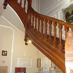 Hotel De La Rue