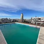 Cozy Apartment In Movistar Arena