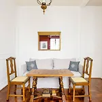 A Friendly Room In The Heart Of Recoleta -In Shared Apartment-