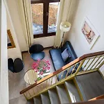 Enjoy Natural Light And Garden View Of This Loft