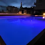 Luxury Apartments At Paseo De La Cisterna