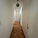 Hermoso Cuarto En Recoleta Cerca De Todo