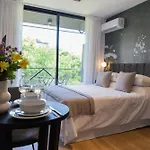 Aromo Beautiful Studio