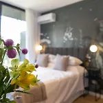 Aromo Beautiful Studio