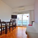 Cómodo y luminoso, 1 dormitorio, cocina, balcón