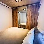 Rentup - Estilo Industrial Con Balcon Y Piscina En El Corazon De Palermo