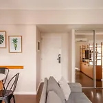 Live & Enjoy Buenos Aires In Central Recoleta -12J-