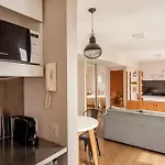Live & Enjoy Buenos Aires In Central Recoleta -12J-