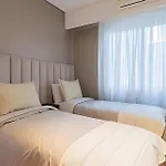 Amplio Y Centrico En Av. Libertador Ideal Familias
