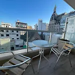 Luxury And Comfort In San Telmo With Pool And Balcony