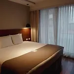 Aq Tailored Suites