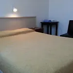 Hotel Isis