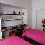 Casa de Familia - Solo Para Mujeres *Woman ONLY*