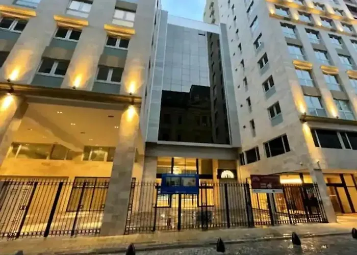 Modern And Luxury Appartment In City Center