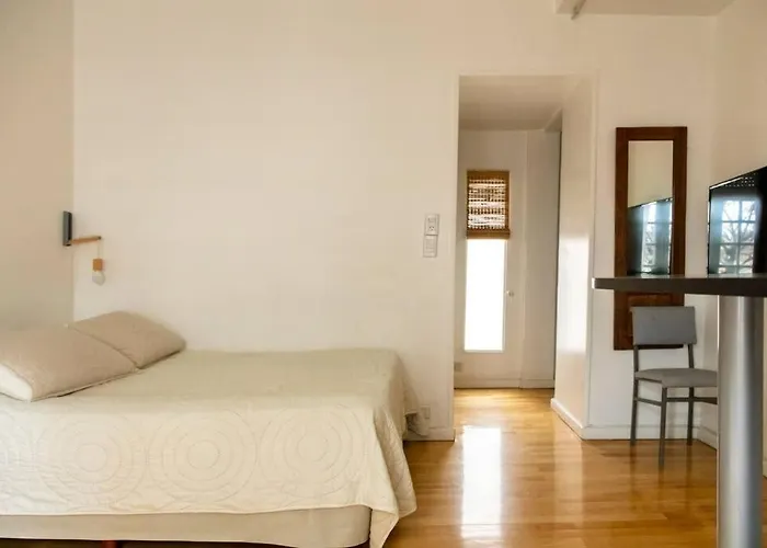 Studio Chic En Recoleta. Sol, Calidez Y Ubicacion.