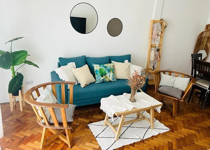 Departamento 3 ambientes con patio, terraza y parrila