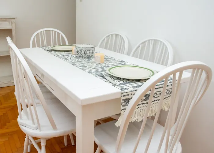 Arenales Recoleta 3Pax