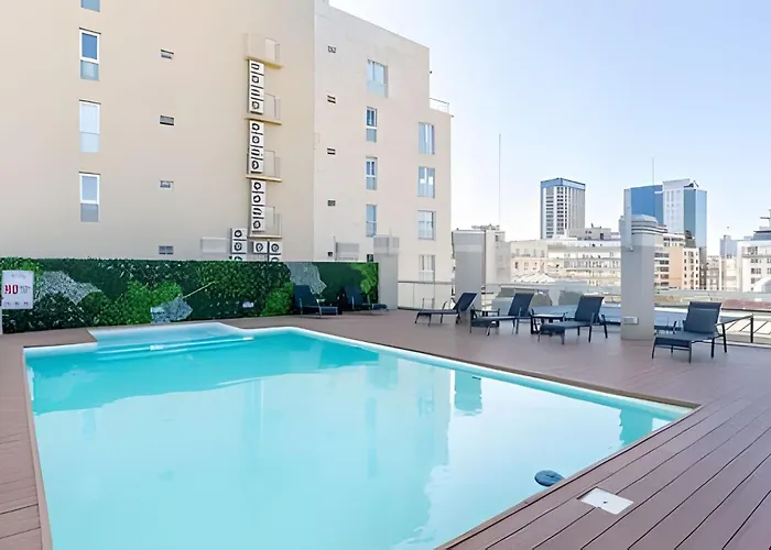 Luxury Apartments At Paseo De La Cisterna