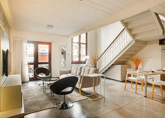 Minimalist Style Luxury Loft With Daily Maid Service