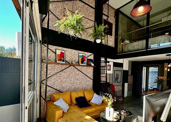Plaza Serrano - New York Style Loft By Aires B&B