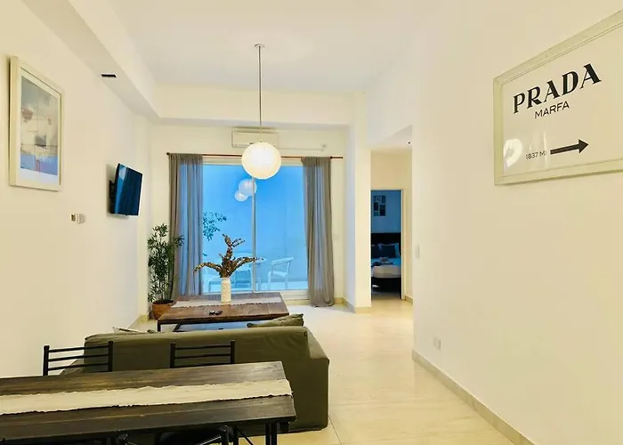Espacioso Apartamento 2 Ambientes Con Patio
