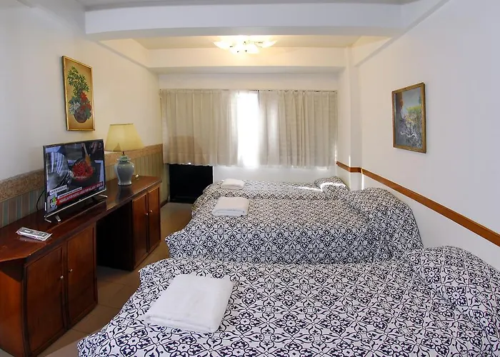 Art Deco Hotel & Suites