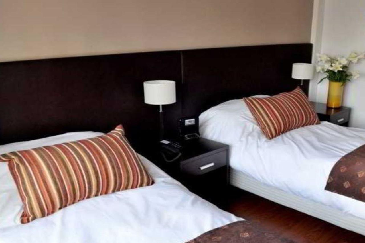 Aparthotel Sf