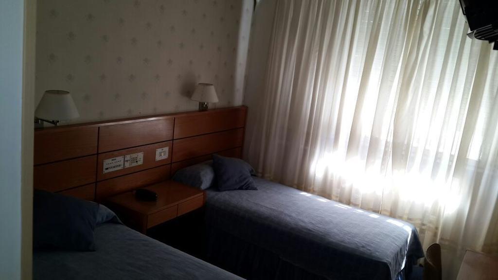 Rodney Hotel