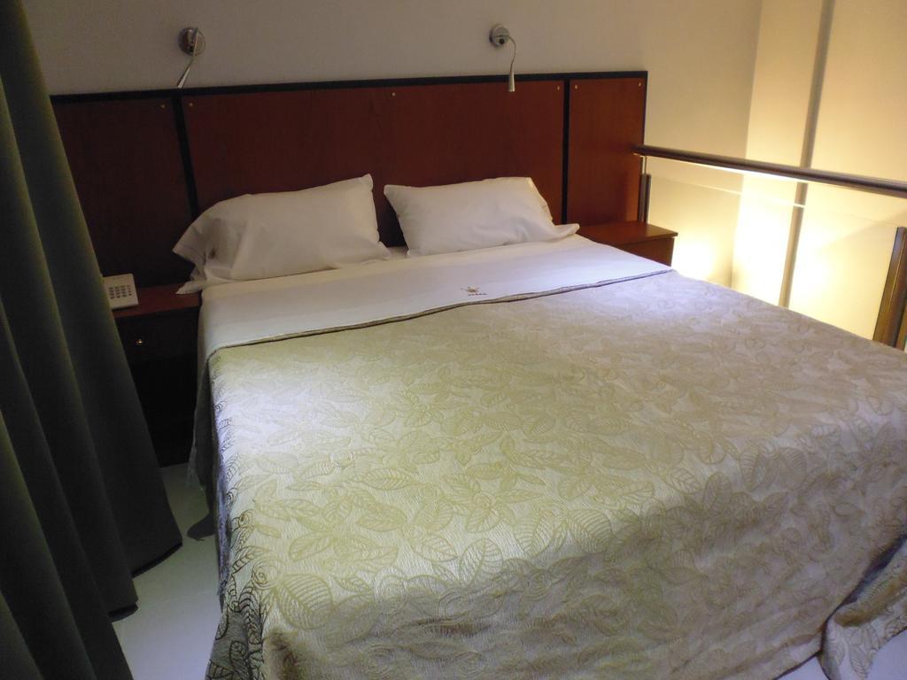 Hotel Athos Ciudad Autónoma de Buenos Aires