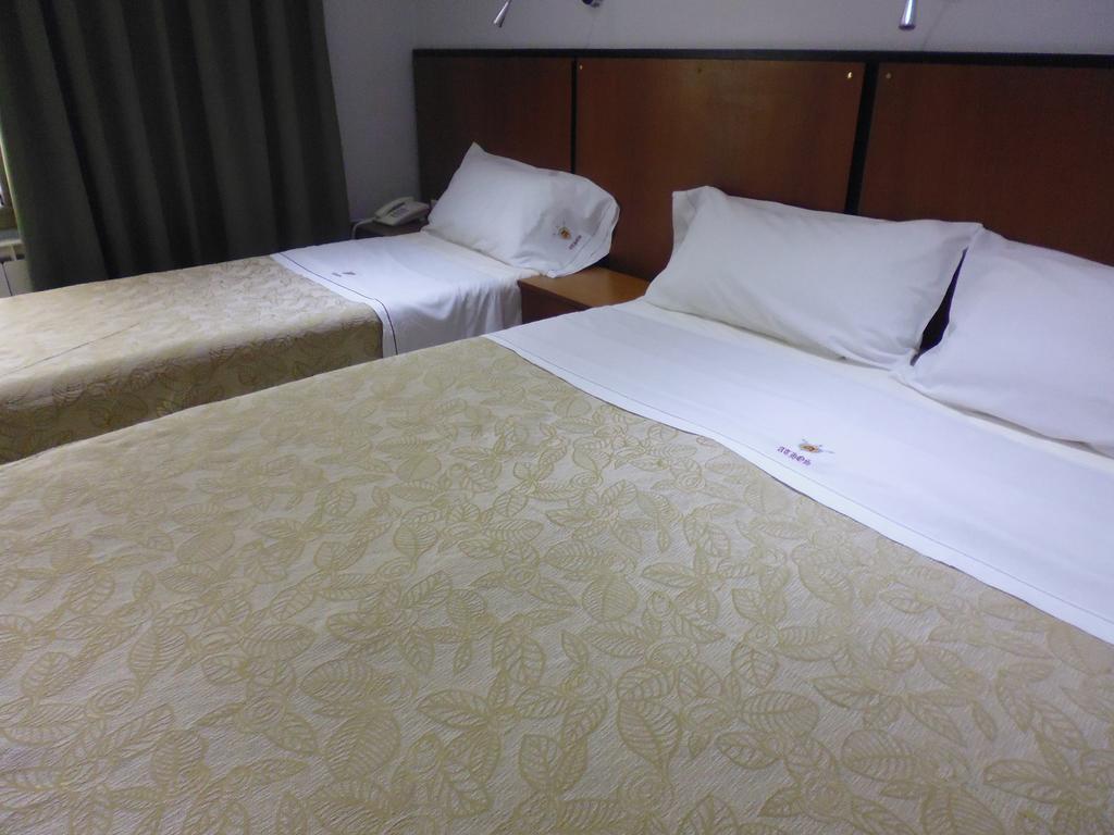 Athos 3* Ciudad Autónoma de Buenos Aires