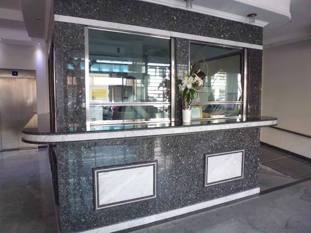 Athos Hotel