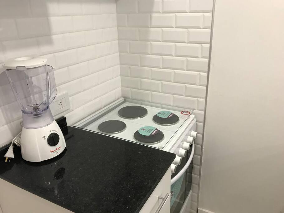 Apartamento In San Telmo En Con Dos Banos Y Balcon A La Calle