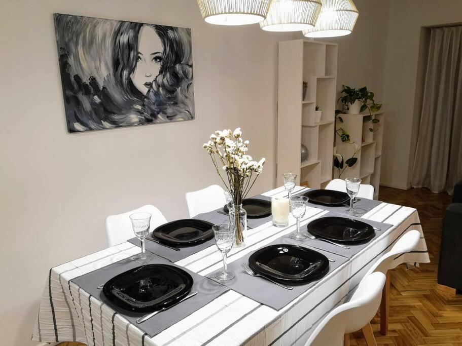 Departamento 2 Y Cuatro Ambientes En Belgrano 82m2- Big 2 Bedroom In Belgrano Apartamento *