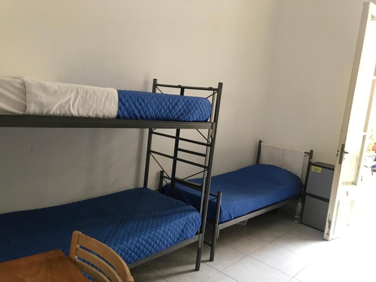 Reina Madre Hostal