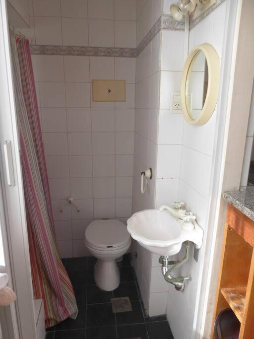 Larrea Y Santa Fe Apartamento *