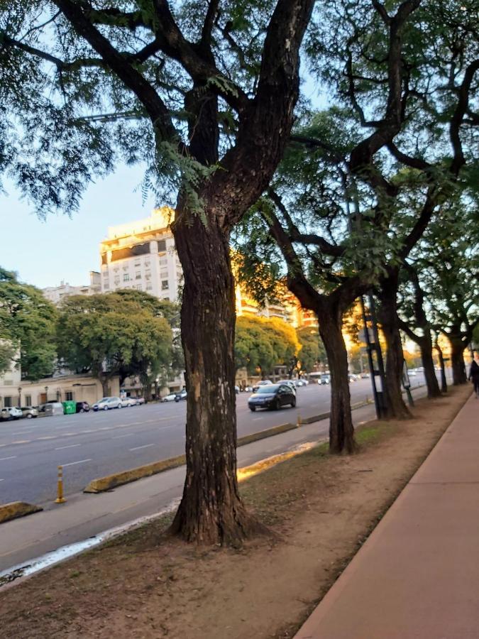 Muy Luminoso Palermo Chico 10' Aeroparque 100m del Mater dei Apartamento *
