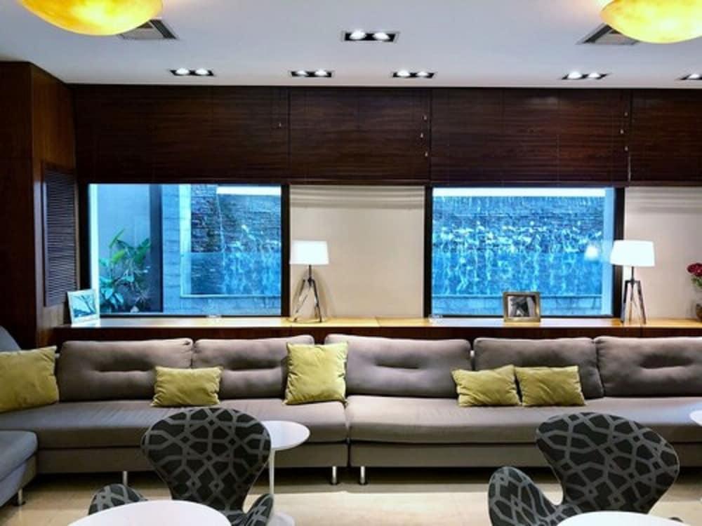Metropolitano Supara Hotel 4*