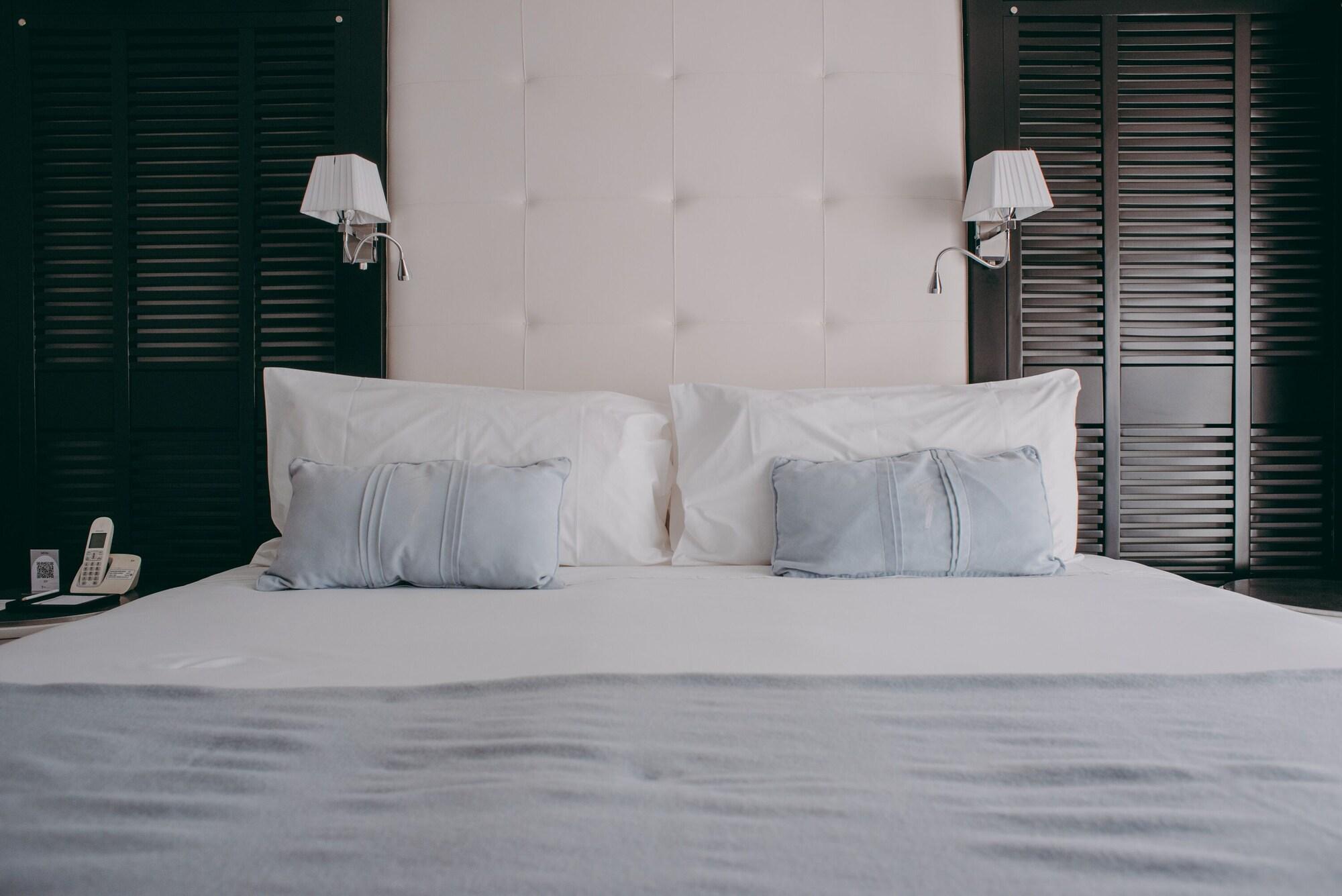 1828 Smart Boutique Hotel 4*