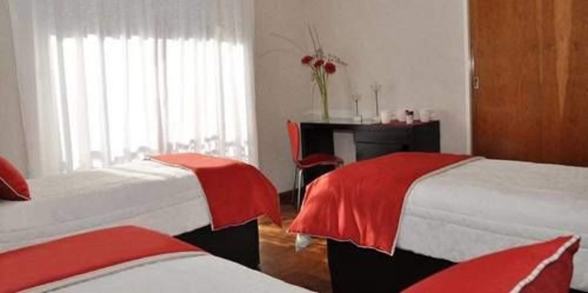 Petit Recoleta Hotel 2*