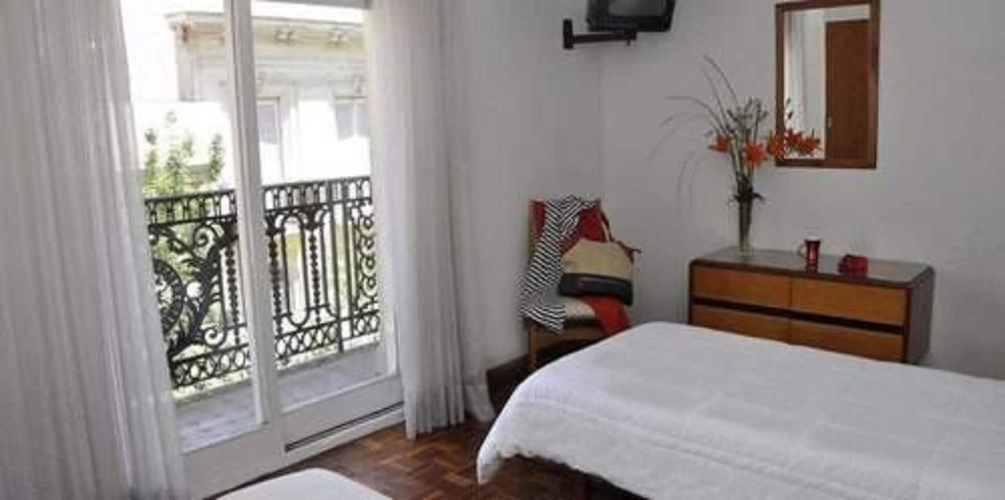 Petit Recoleta Hotel 2*