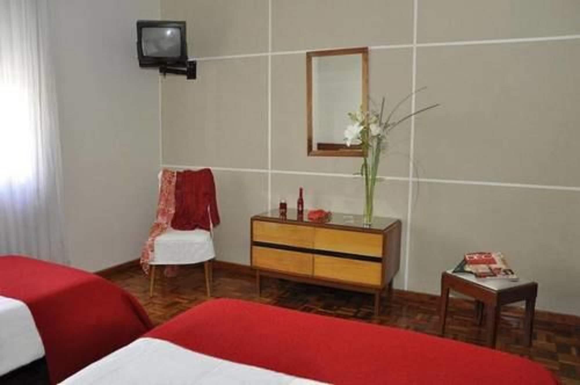 Petit Recoleta Hotel 2*
