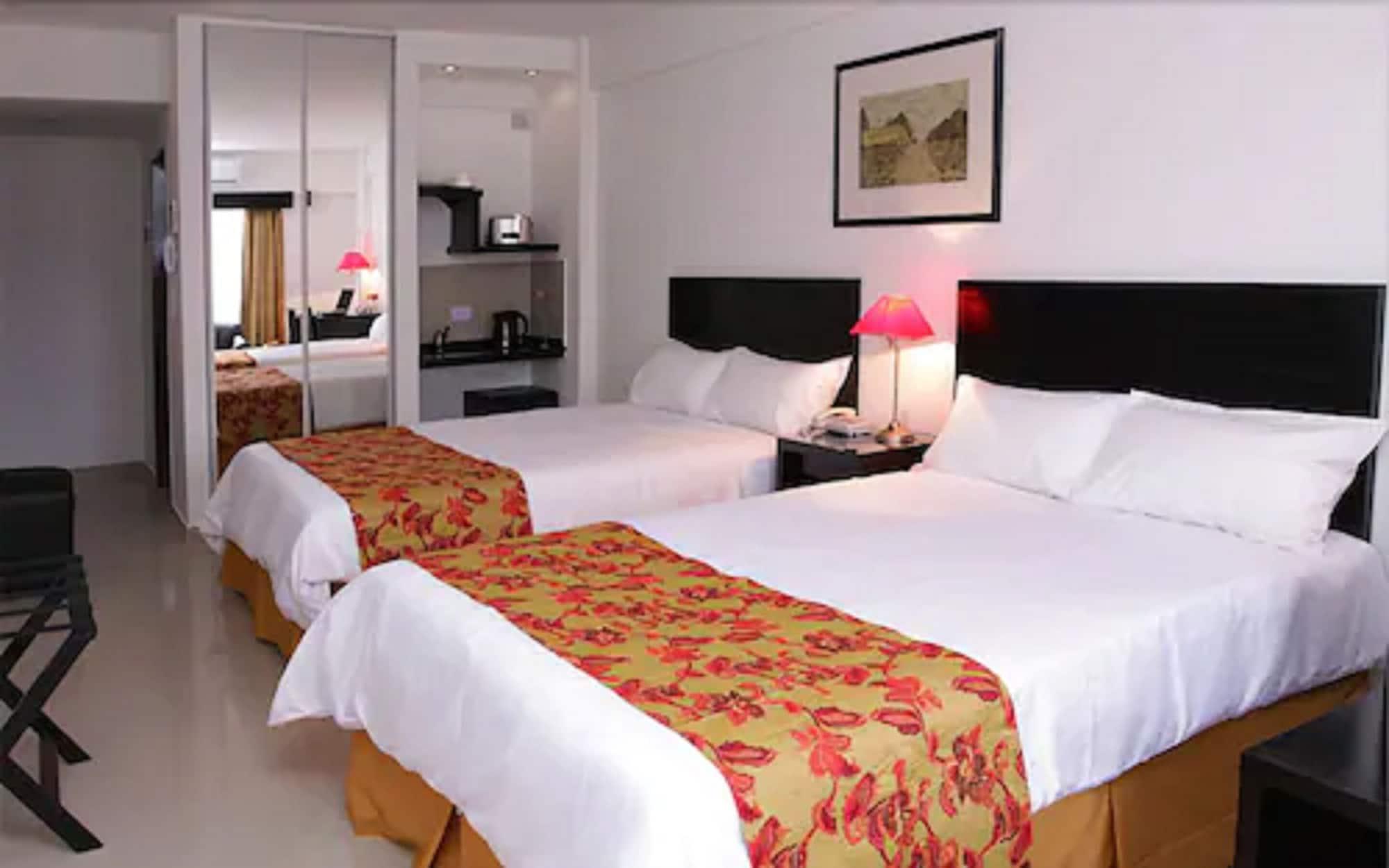 Apartahotel San Telmo Flats 4*