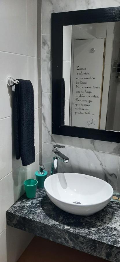 Seliz Luminoso, Con Cochera Y Desayuno Opcional En Cercanía *